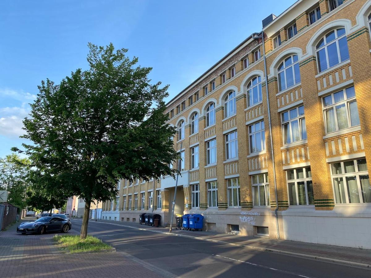 Stilvolles Loft Mit Kostenlosem Fahrrad Magdeburgo Exterior foto